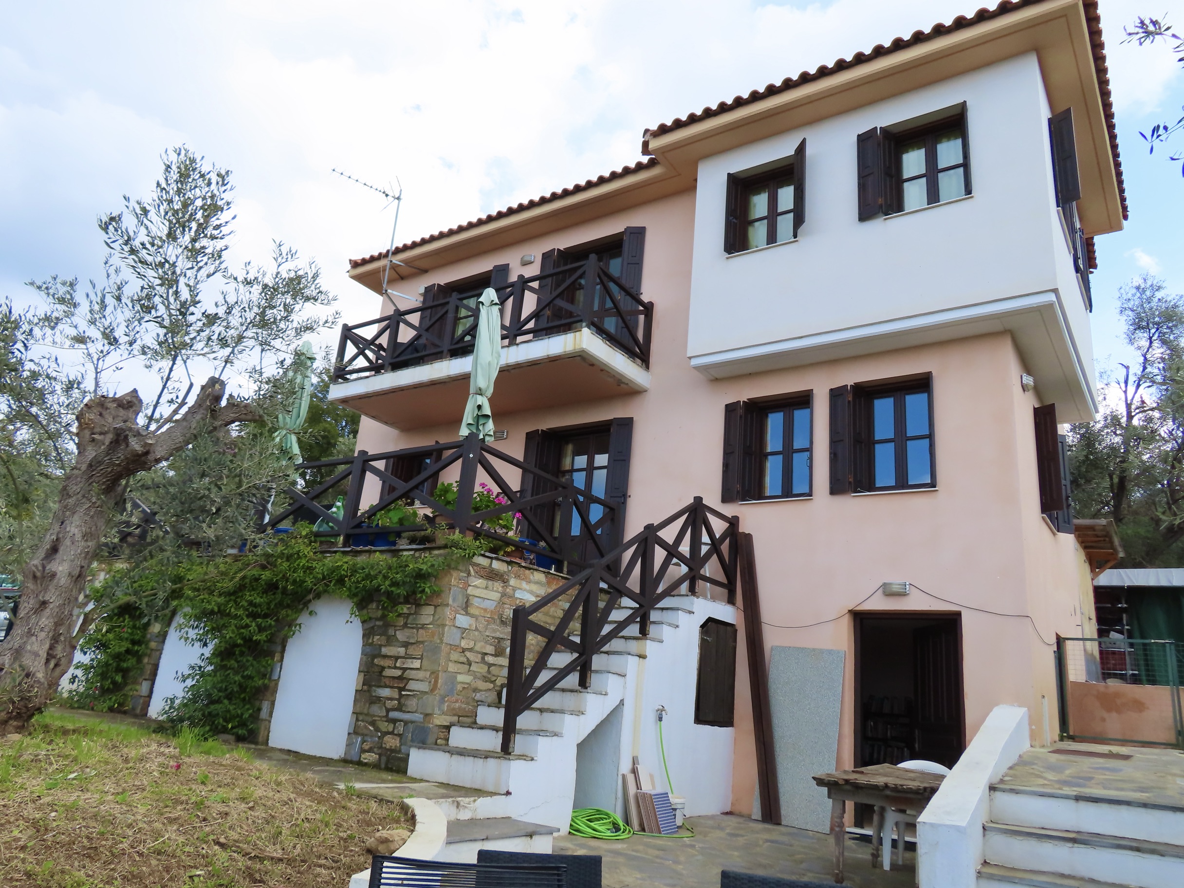 Huis te koop met zeezicht Kalamos Pilion Griekenland