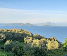 Huis te koop met zicht op zee in Kalemos Pilion Griekenland