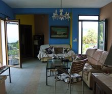 Huis te koop in Platanias in Pilion leefruimte op bovenverdieping