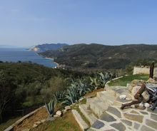 Grieks familiehuis met spectaculair zicht te koop Pilion Griekenland