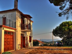 Ruim huis te koop in Lafkos  Pilion Griekenland te koop
