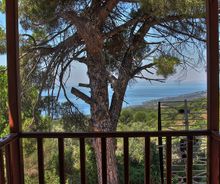 Huis te koop uitzicht vanaf balkon in Lafkos, Pilion Griekenland