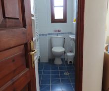 Huis te koop appartement benedenverdiep badkamerKalamos Griekenland