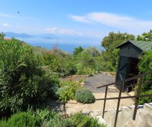 Huis te koop met zicht op de zee in Kalamos Pilion Griekenland